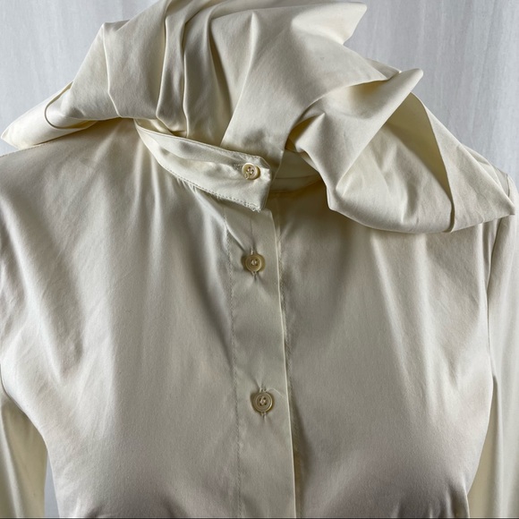 Piazza Sempione Ivory Fitted Button Up Long Sleeve Blouse with Oversized Collar - Picture 5 of 11